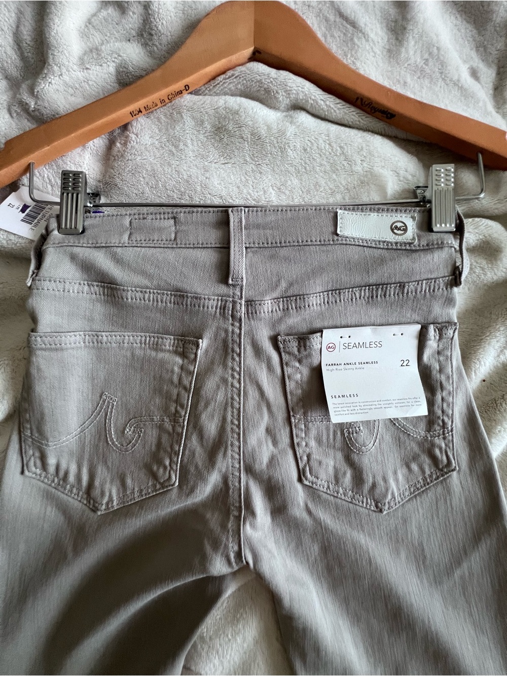 Ag Adriano Goldschmied Seamless Ankle Jeans - Light Gray